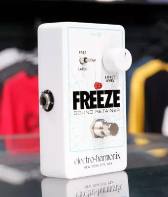 Store Special Product - Electro-Harmonix - Freeze Sound Retainer Pedal